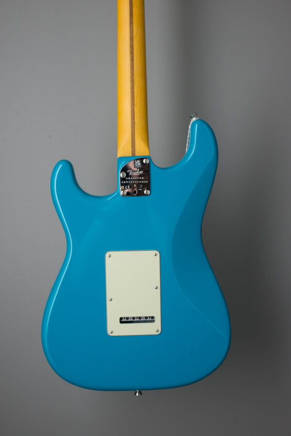 Fender American Professional II Stratocaster HSS - Miami Blue w/ Rosewood Fingerboard - Image 4