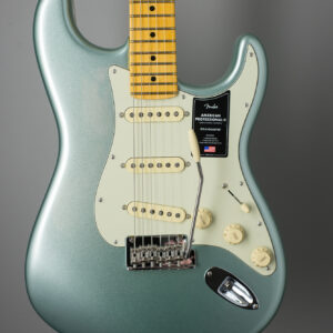 Fender American Professional II Stratocaster - Mystic Surf Green with Maple Fingerboard