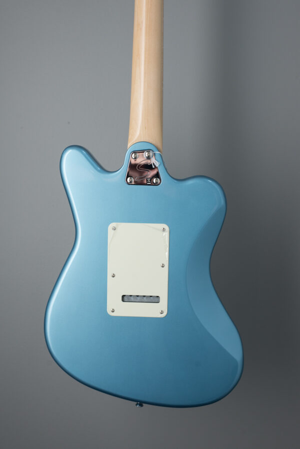 Squier Paranormal Super-Sonic – Ice Blue Metallic - Image 3