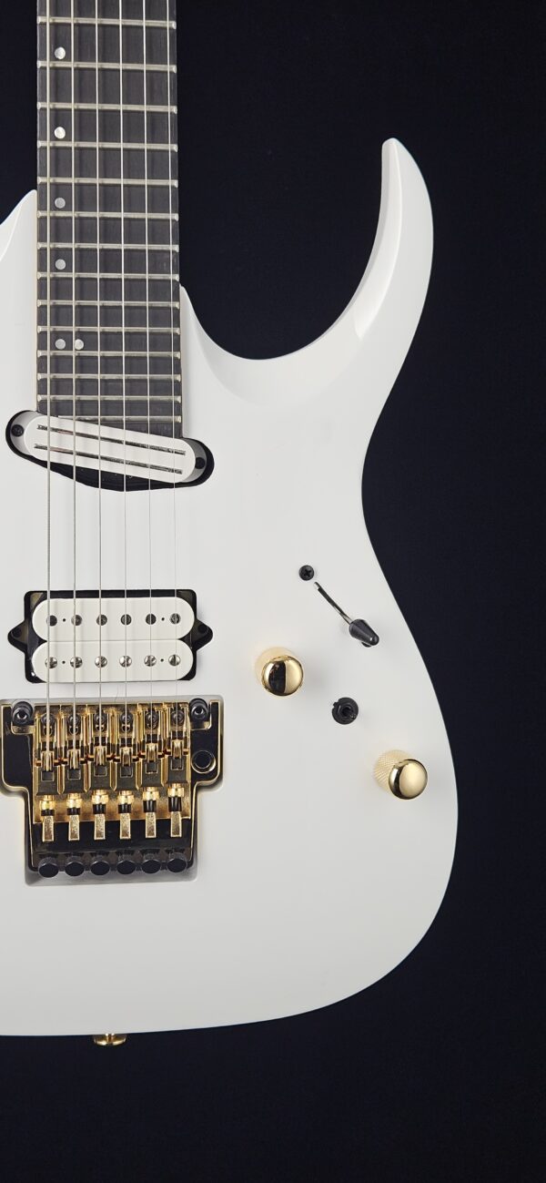Ibanez Prestige RGA622XH-WH - WHITE - 27 frets - Image 5