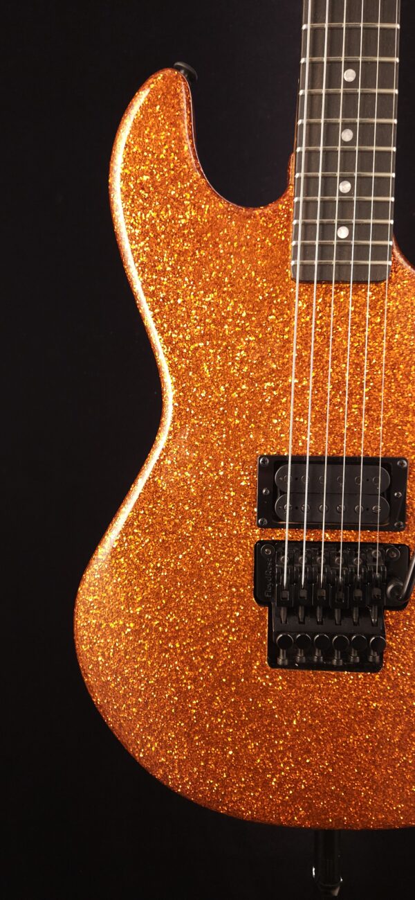 G&L Custom Shop Rampage 2023 - Orange Metal Flake. One of a kind! - Image 5