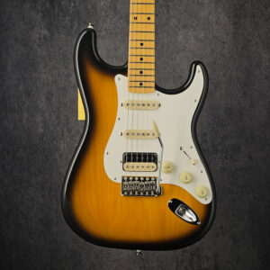 Fender JV MODIFIED '50S STRATOCASTER® HSS 2 Color Sunburst
