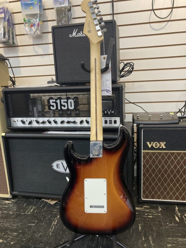 Fender Player Stratocaster Tone Sunburst with Pau Ferro Fingerboard - Image 4