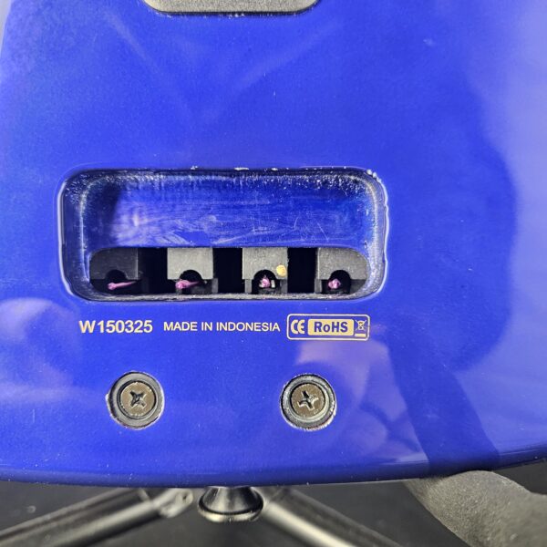 NS Design WAV4 Radius Headless Bass Guitar - Metallic Cobalt - USED - Image 8