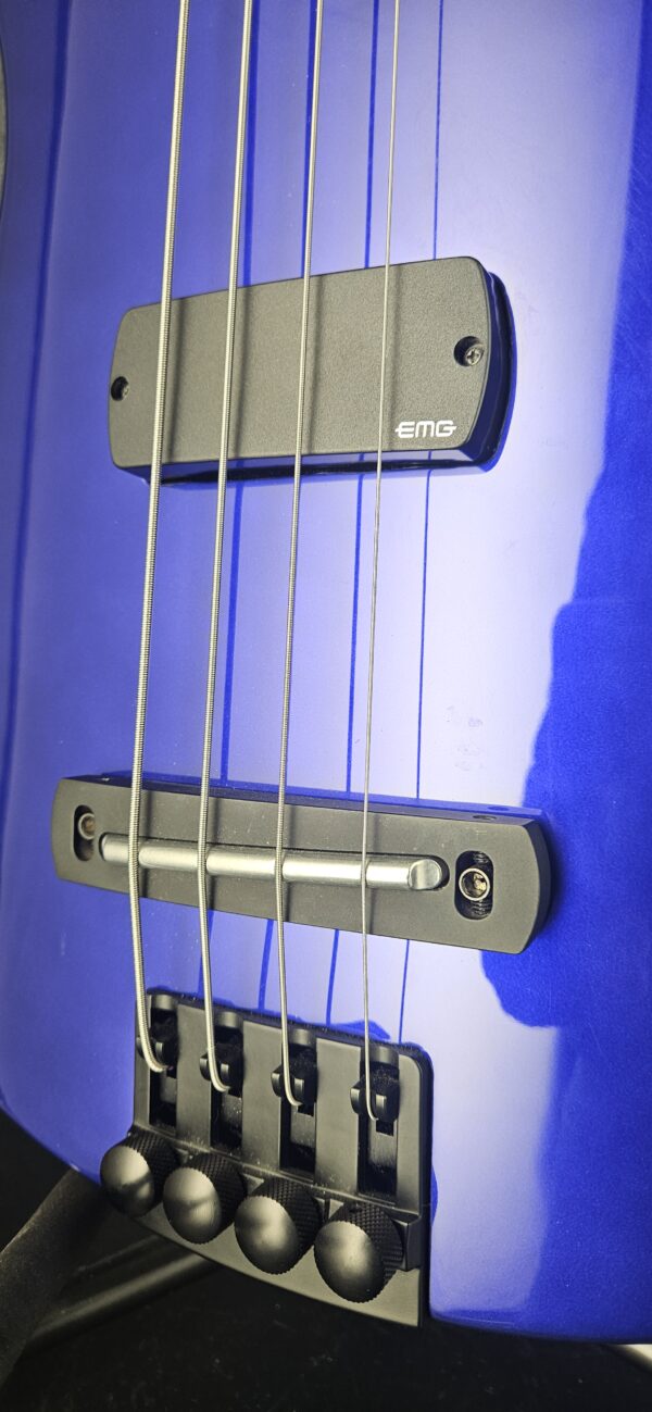 NS Design WAV4 Radius Headless Bass Guitar - Metallic Cobalt - USED - Image 10