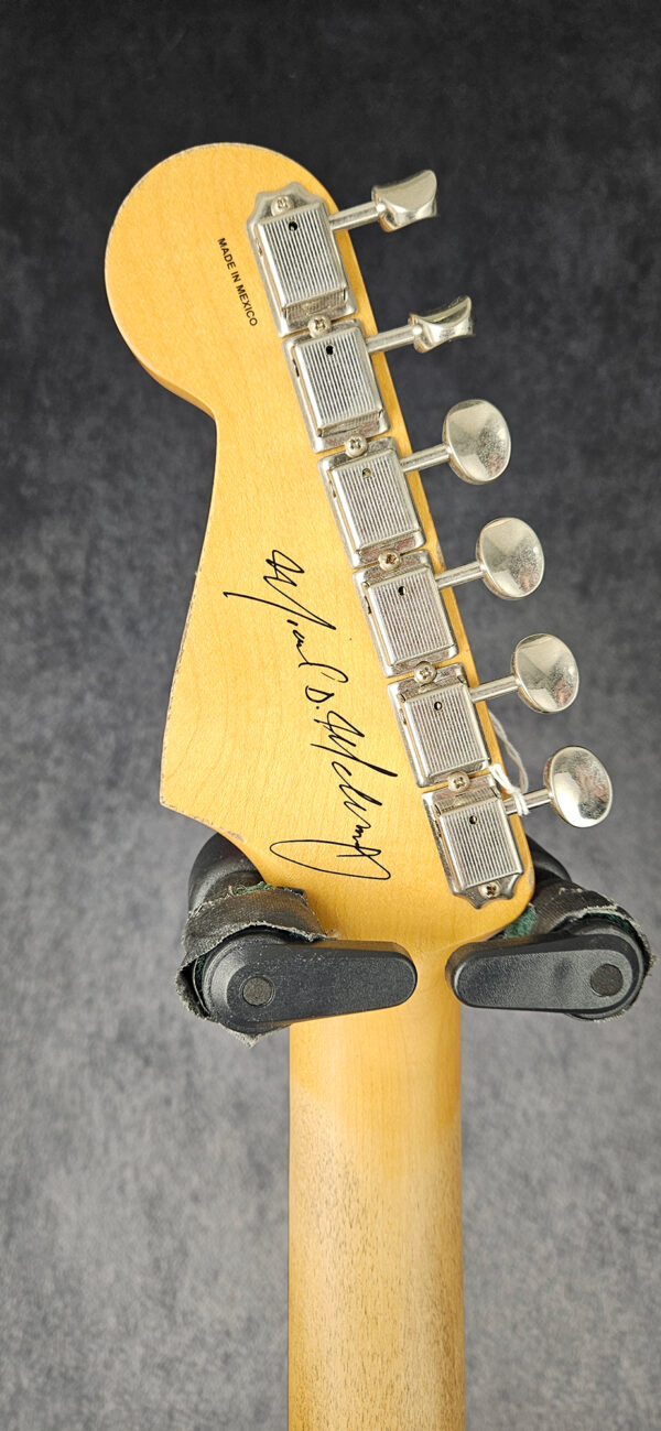Fender Mike McCready Signature Stratocaster - 3-Color Sunburst Relic - Image 7