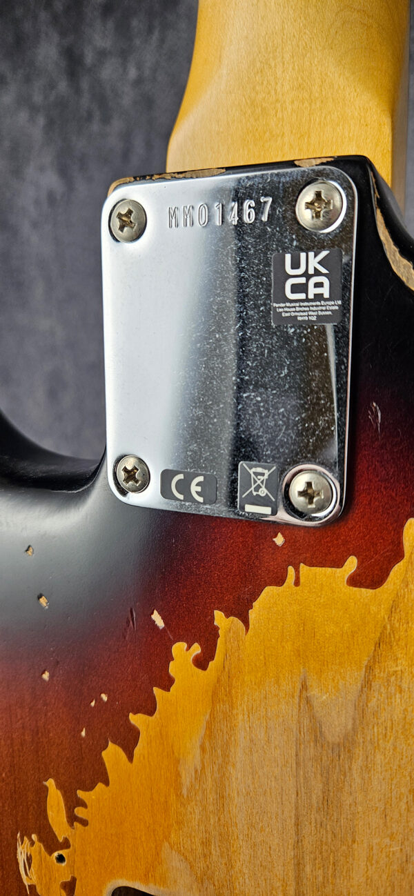 Fender Mike McCready Signature Stratocaster - 3-Color Sunburst Relic - Image 11
